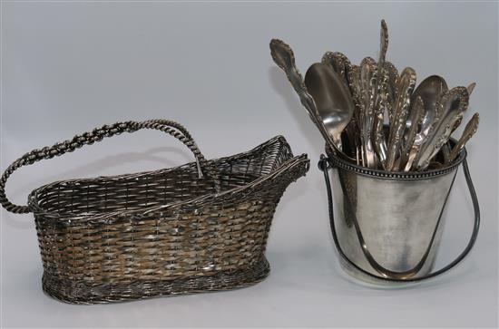 Wine pourer, cutlery & ice bucket
